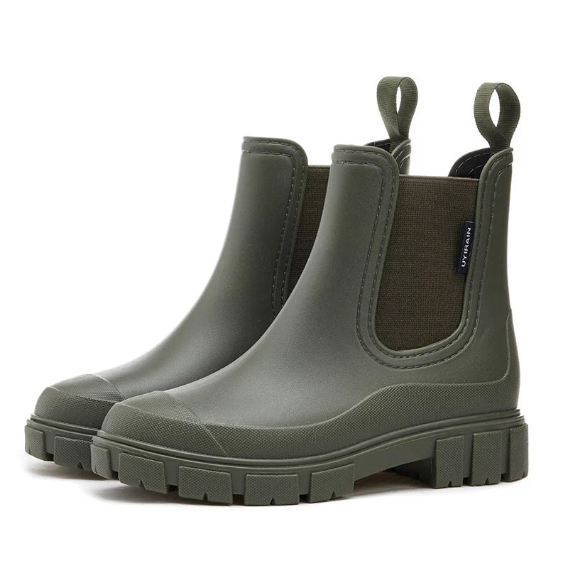 Luna | Round Toe Chunky Lug Platform Rubber Autumn Chelsea Boots Women