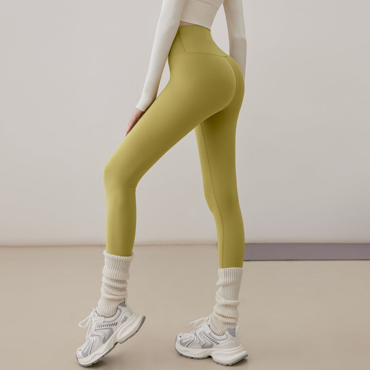 Emmie | Knitted High Waisted Scrunch Bum Skinny Ankle Length Leggings Women